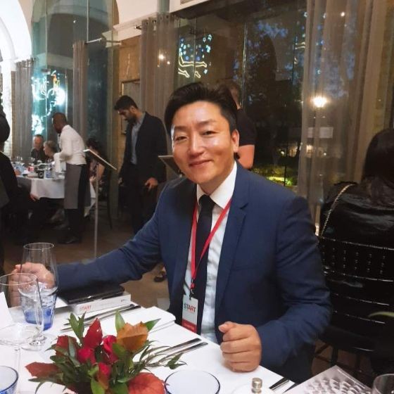 Thom D.W. Kim